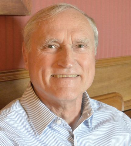 Richard Schoen Distinguished Professor, Excellence in Teaching Chair